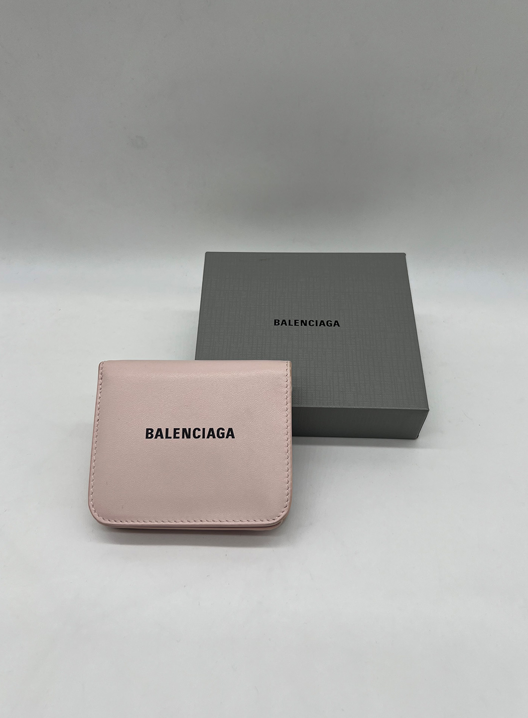 BALENCIAGA 二つ折り財布