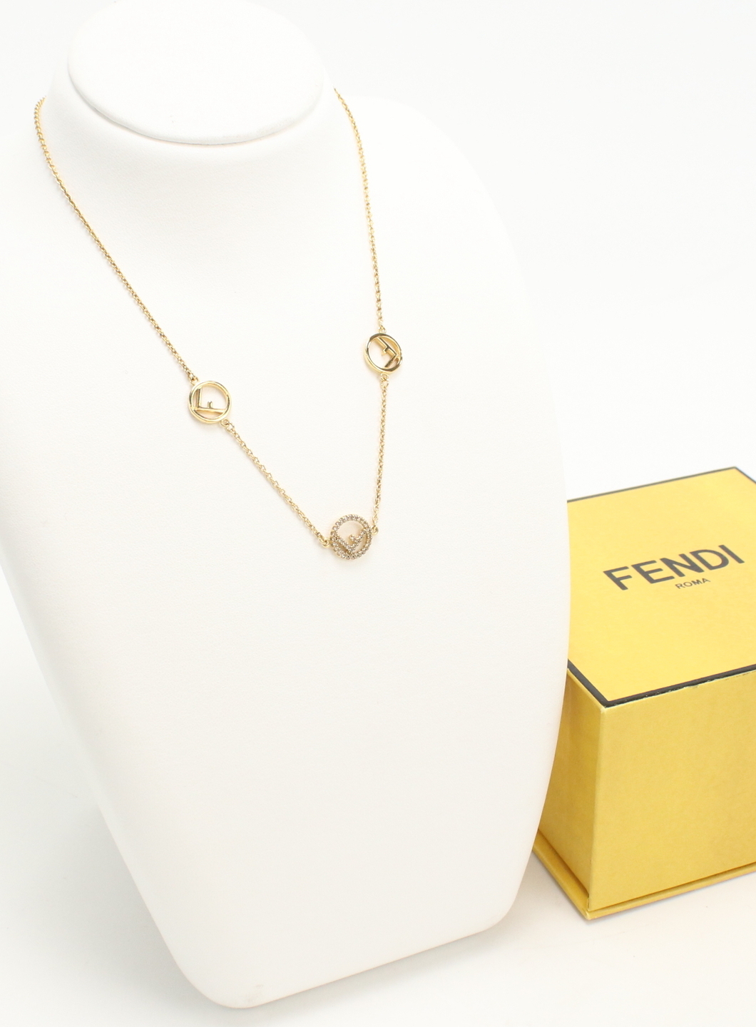 FENDI エフ イズ フェンディ ネックレス